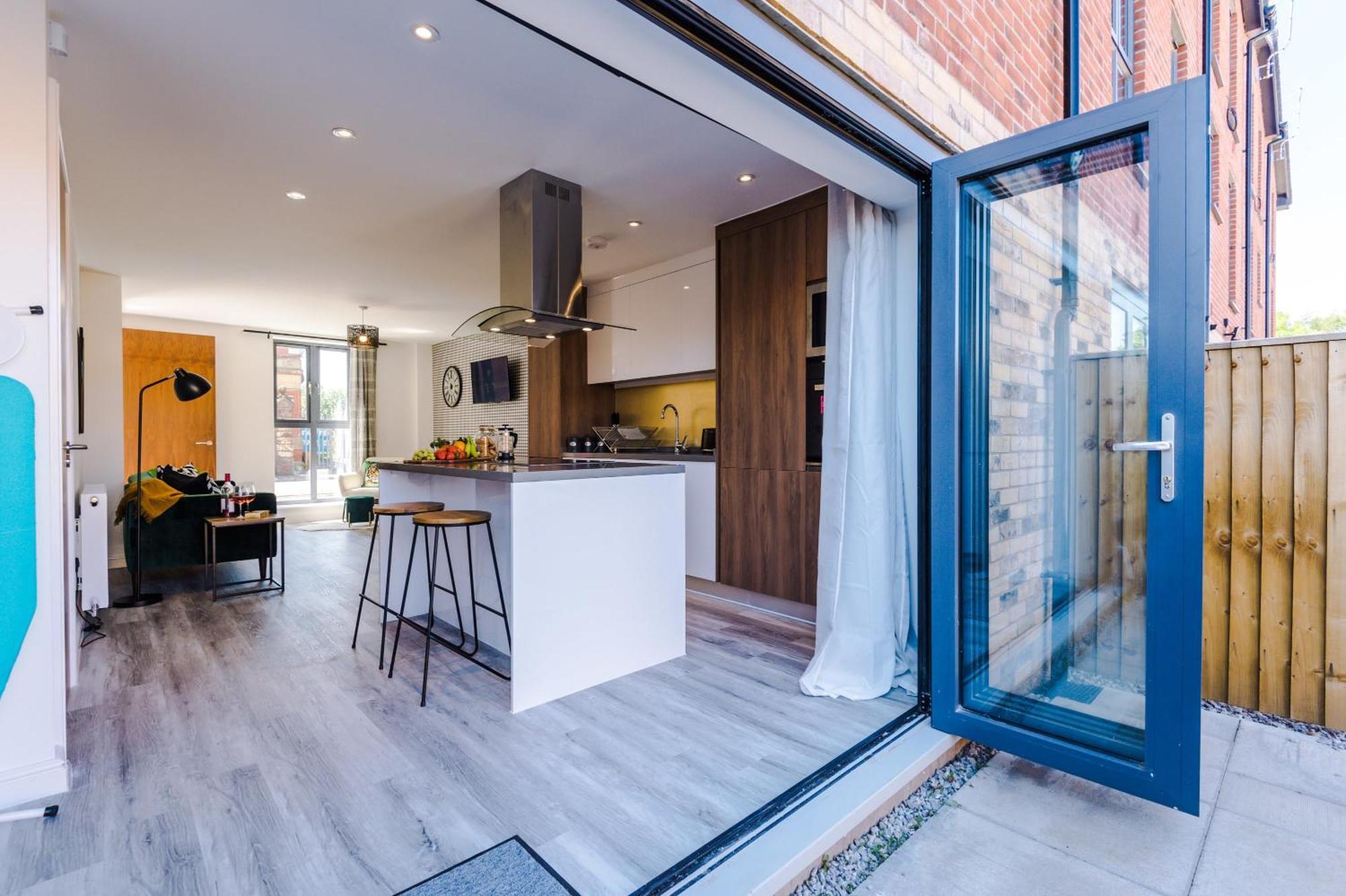 Villa Rest&Recharge At Waterway House Mánchester Exterior foto